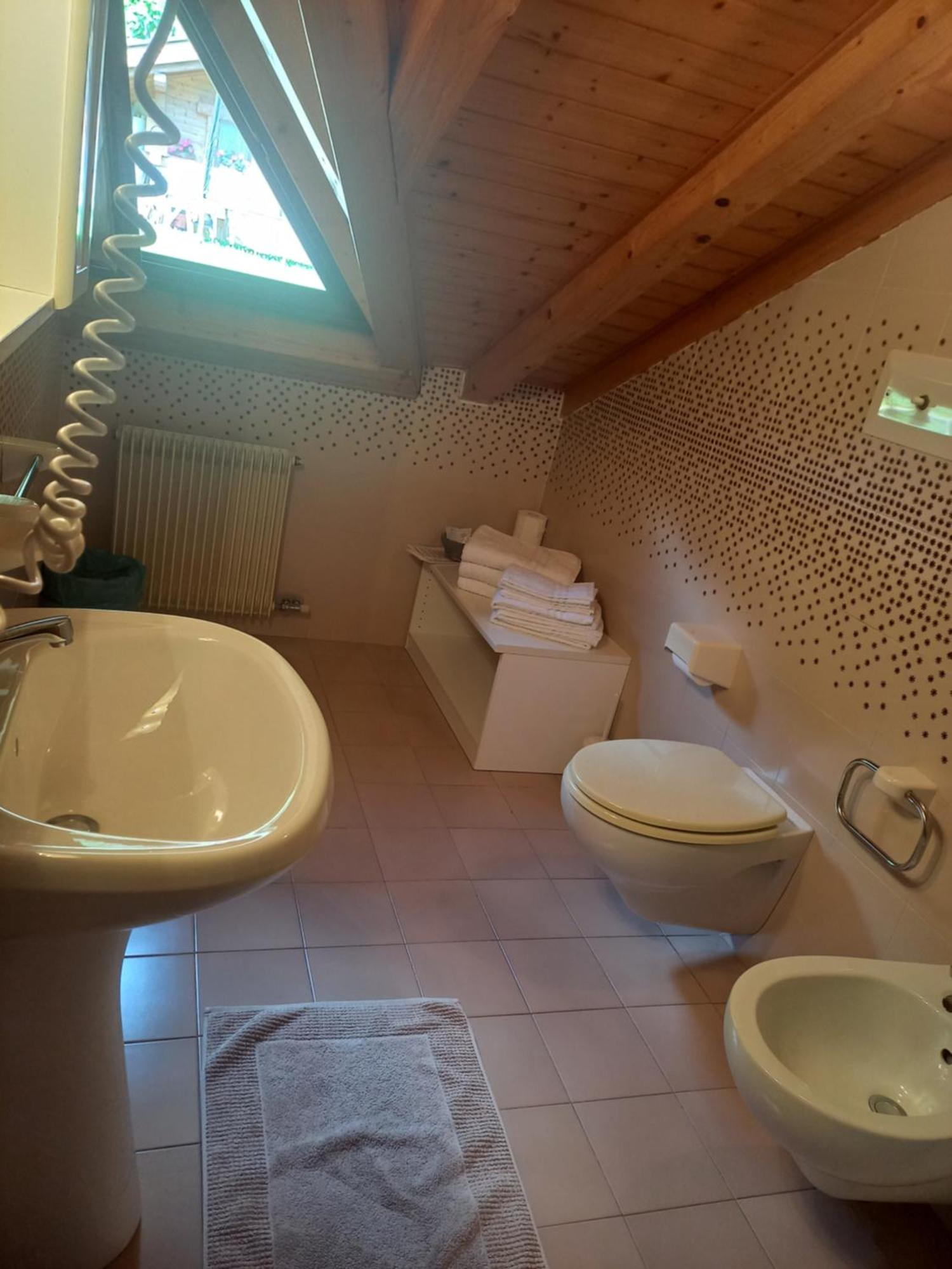B&B Piazzi Di Katia Caderzone Exterior photo