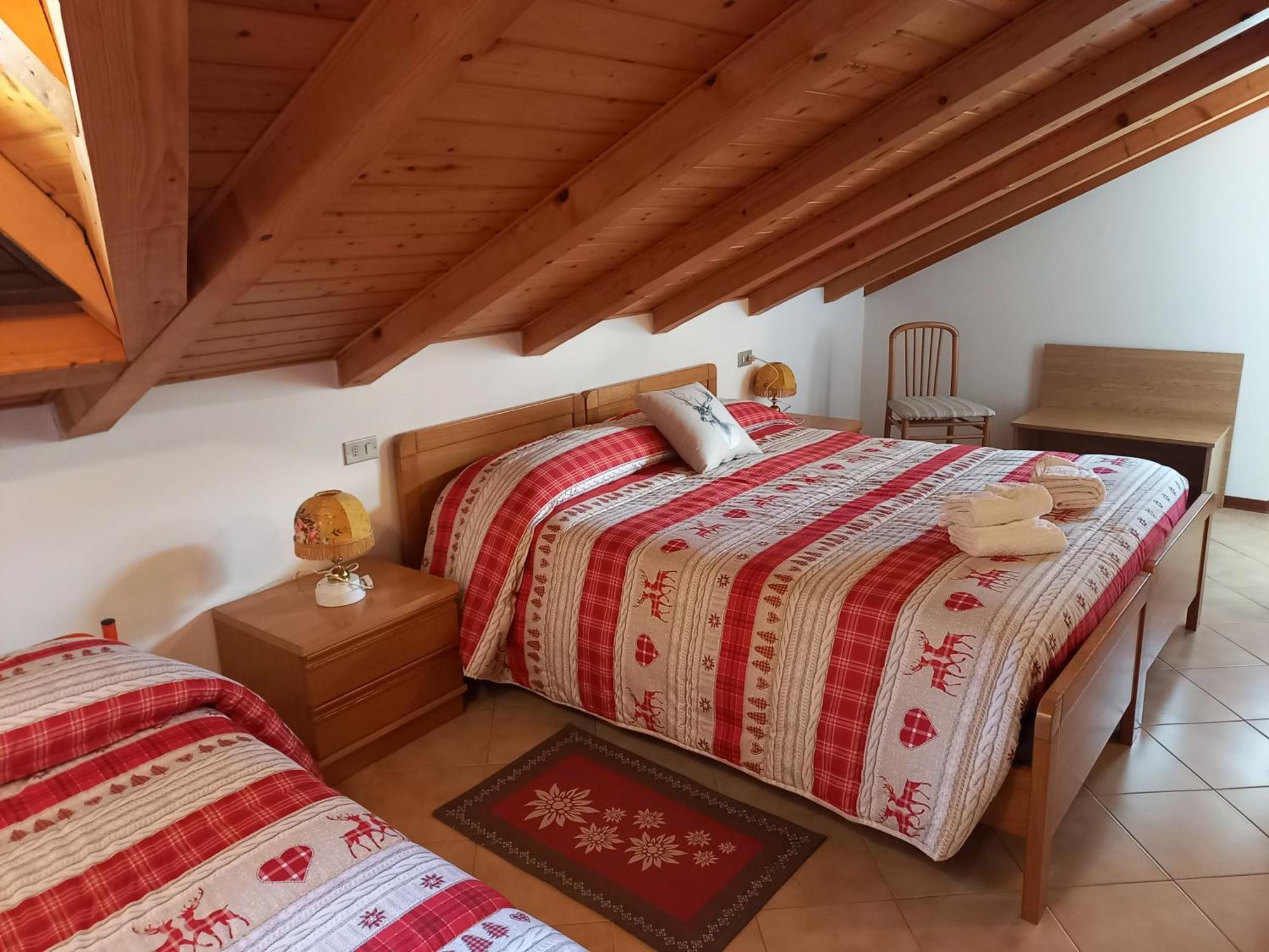 B&B Piazzi Di Katia Caderzone Exterior photo